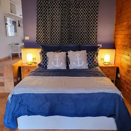 La Chalana Apartment *